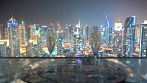 Image credit Pixabay.hsoj95 https://pixabay.com/en/united-arab-emirates-dubai-champagne-1511291/