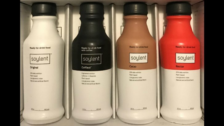 Soylent bottles - By JohnnyBGoode11 (Own work) [CC BY-SA 4.0 (http://creativecommons.org/licenses/by-sa/4.0)], via Wikimedia Commons