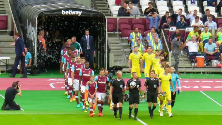 West Ham v NK Domzale at the London Stadium By Egghead06 (Own work) [CC BY-SA 4.0 (http://creativecommons.org/licenses/by-sa/4.0)], via Wikimedia Commons