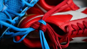 Shoelace knot Pixabay/congerdesign