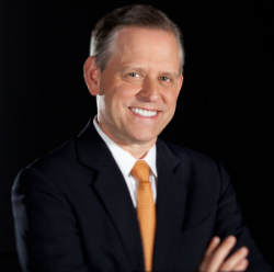 Jeff Clarke, Kodak (https://www.kodak.com/US/es/corp/executive_profile/Jeff_Clarke/default.htm)