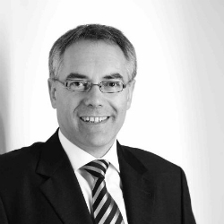 https://www.linkedin.com/in/martin-kolbe-59a241/ martin Kolbe
