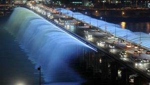 Seoul Fountain (c) 2012 Image credit PIxabay/12019