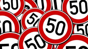 Road sign fifty image credit Pixabay/geralt