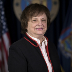 Barbara D Underwood