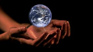 Hands climate Image credit Pixabay/cocoparisienne