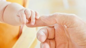 Baby Hand Image credit pixabay/RitaE