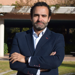 https://www.linkedin.com/in/luiscarbajo/ Luis Carbajo