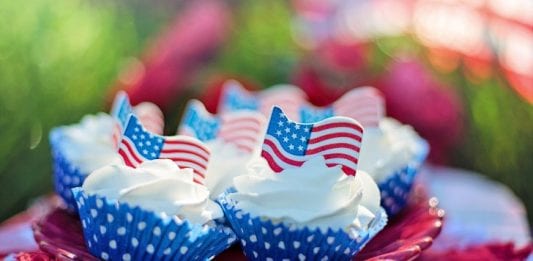Fourth of July Image by Jill Wellington from Pixabay