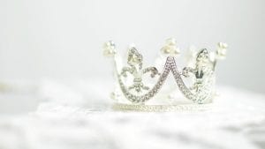 Bright Crown Appointment Image by Pexels from Pixabay 