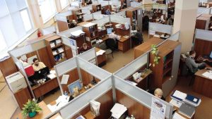 Office Workspaces Image by David Mark from Pixabay 