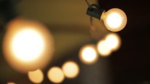 Signal Chain Lights Image by Jon Kline from Pixabay