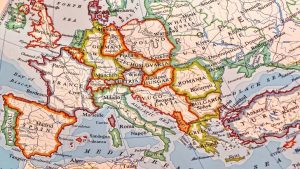 Cross Border Commerce Europe (credit image/https://pixabay.com/photos/europe-countries-map-continent-3483539/Mabel Amber)