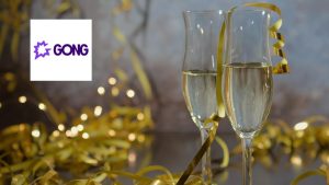 Image by Peggychoucair from Pixabay https://pixabay.com/photos/sylvester-happy-new-year-6897648/ Celebrate Gong