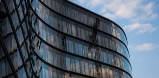 5 tips to avoid making mistakes with commercial mortgages 5 Tips to Avoid Making Mistakes with Commercial Mortgages - Image by Anemone123 from Pixabay https://pixabay.com/photos/glass-facade-modern-architecture-2510132/